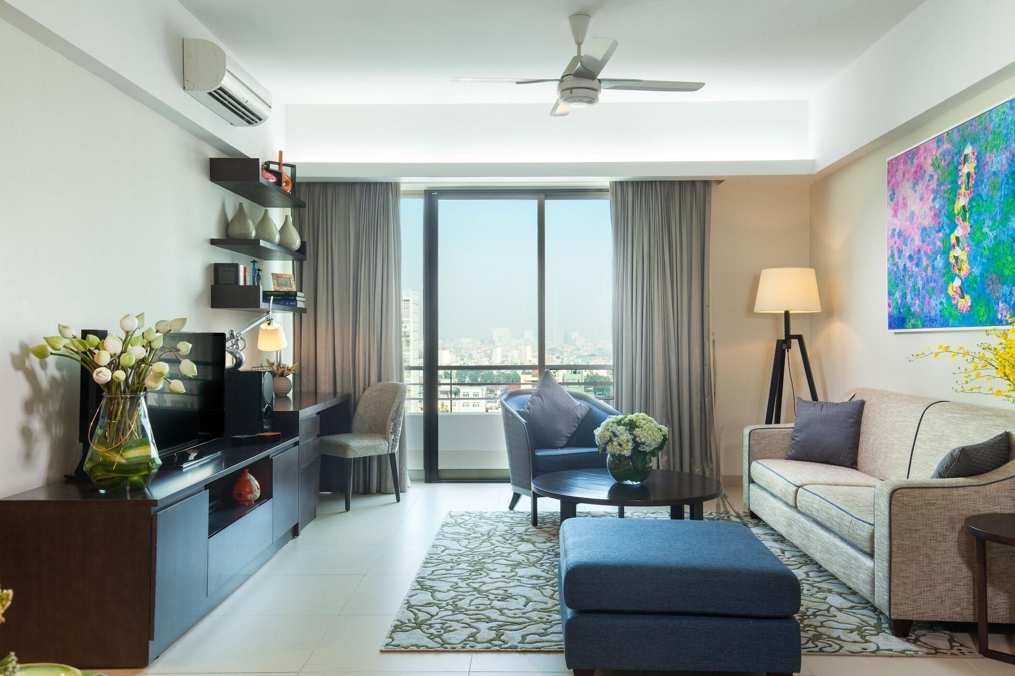 Somerset Ho Si Minh-város Kültér fotó A living room in a condominium