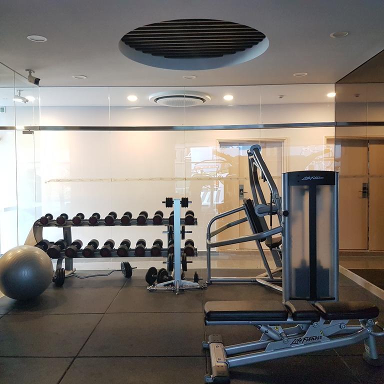 Somerset Ho Si Minh-város Kültér fotó A gym at a hotel