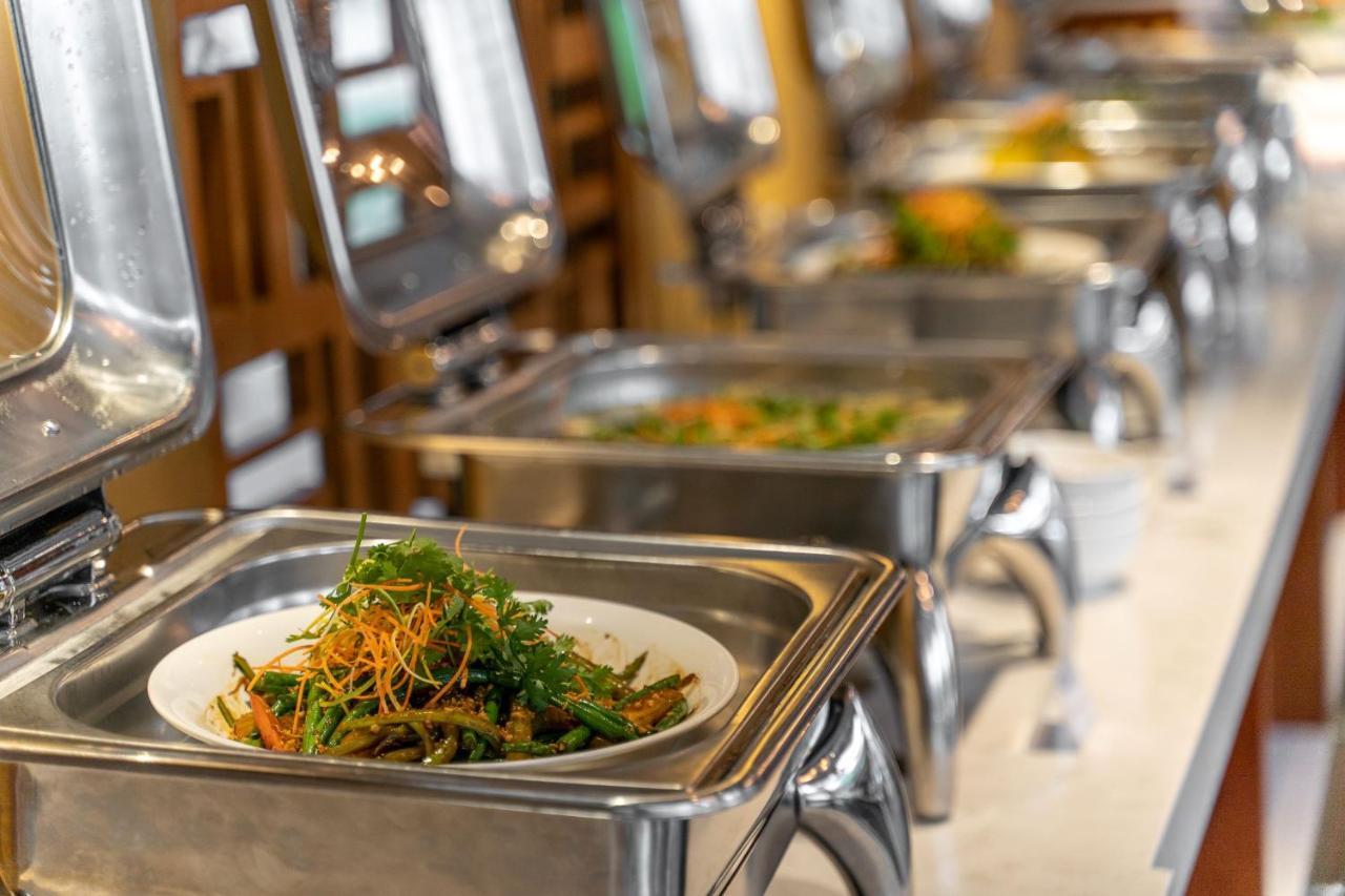 Somerset Ho Si Minh-város Kültér fotó A chafing dish